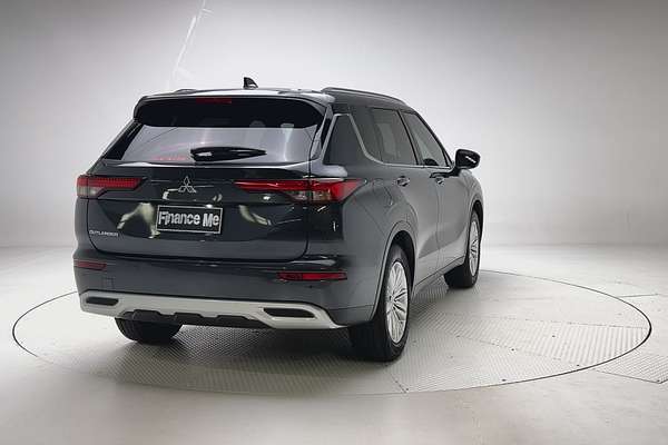 2024 Mitsubishi Outlander LS ZM thumb-1