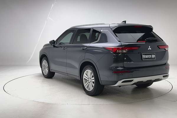 2024 Mitsubishi Outlander LS ZM thumb-8