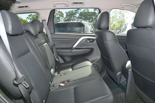 2025 Mitsubishi Pajero Sport Exceed QG thumb-8