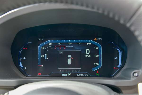 2025 Mitsubishi Pajero Sport Exceed QG thumb-10