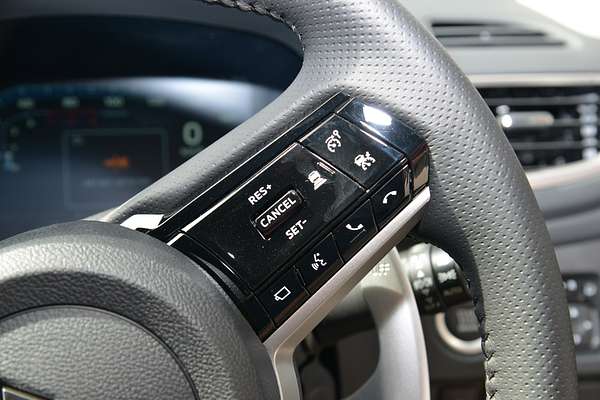 2025 Mitsubishi Pajero Sport Exceed QG thumb-14