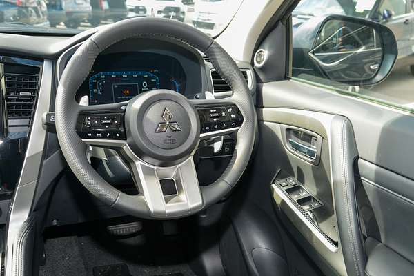 2025 Mitsubishi Pajero Sport Exceed QG thumb-17