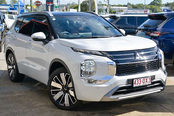 2025 Mitsubishi Outlander Exceed Tourer ZM thumb-0