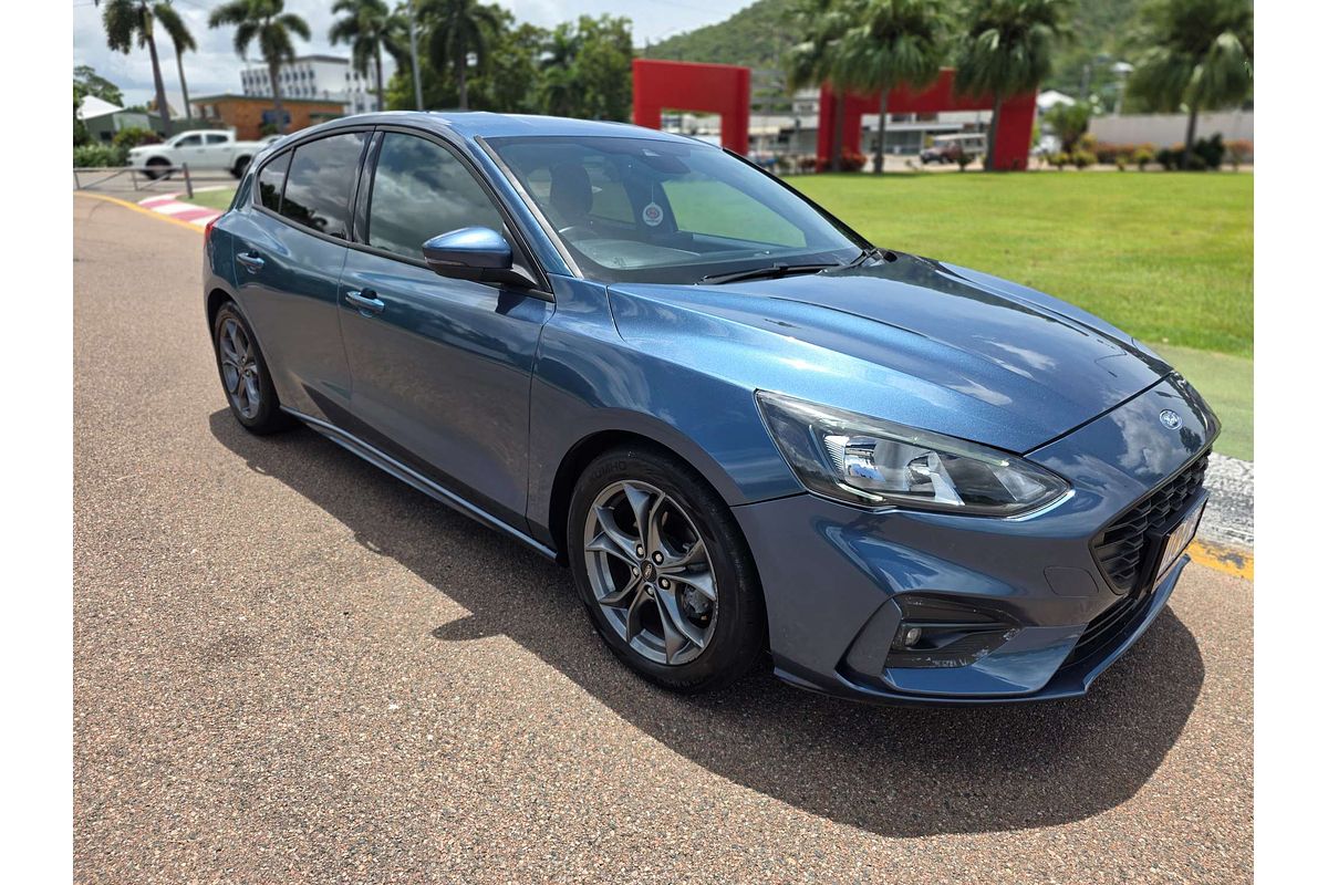 2018 Ford Focus ST-Line SA