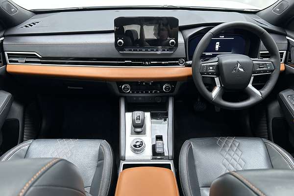 2023 Mitsubishi Outlander Exceed Tourer ZM thumb-19