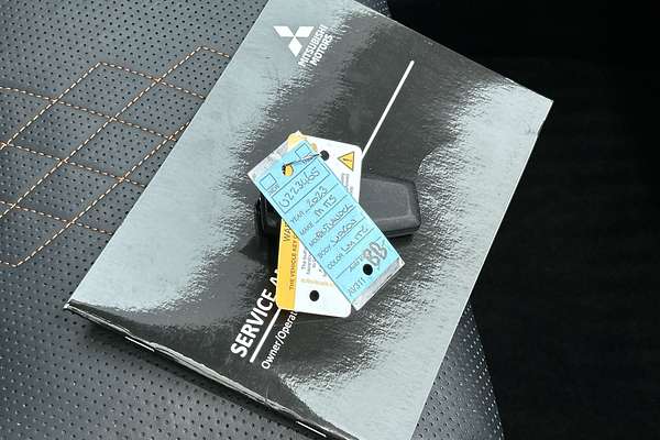 2023 Mitsubishi Outlander Exceed Tourer ZM thumb-22