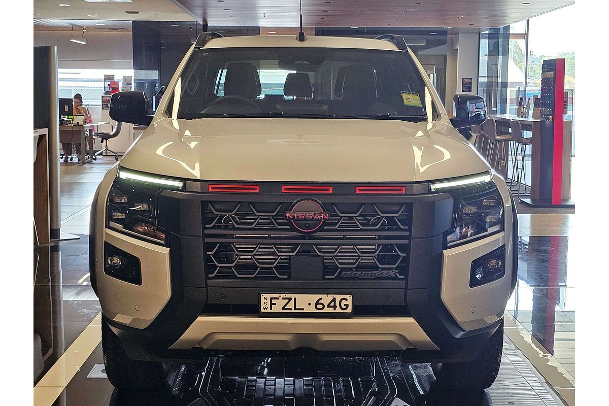 2025 Nissan Navara PRO-4X D27 4X4