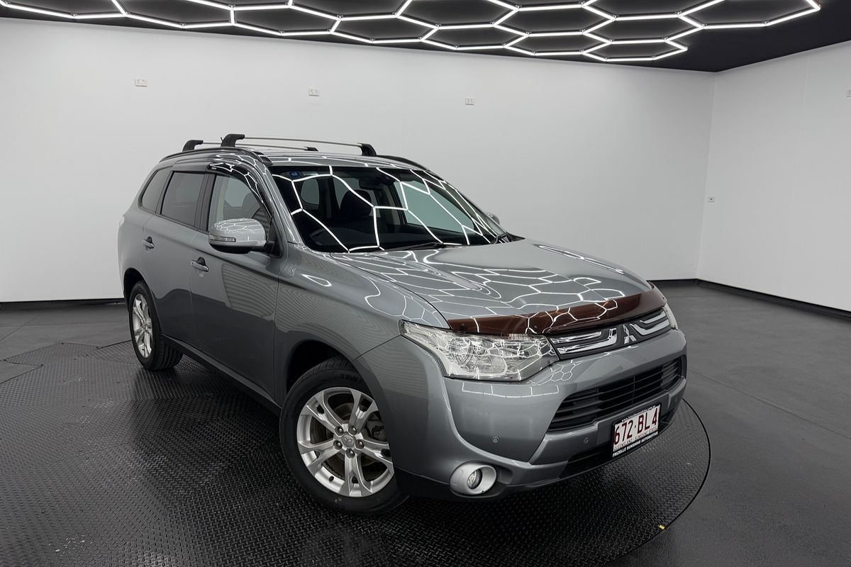 2013 Mitsubishi Outlander LS ZJ