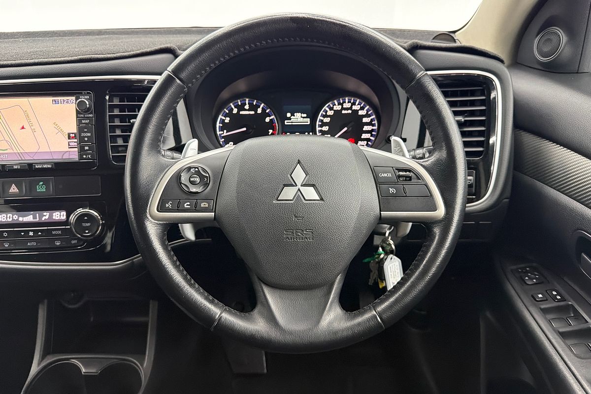 2013 Mitsubishi Outlander LS ZJ