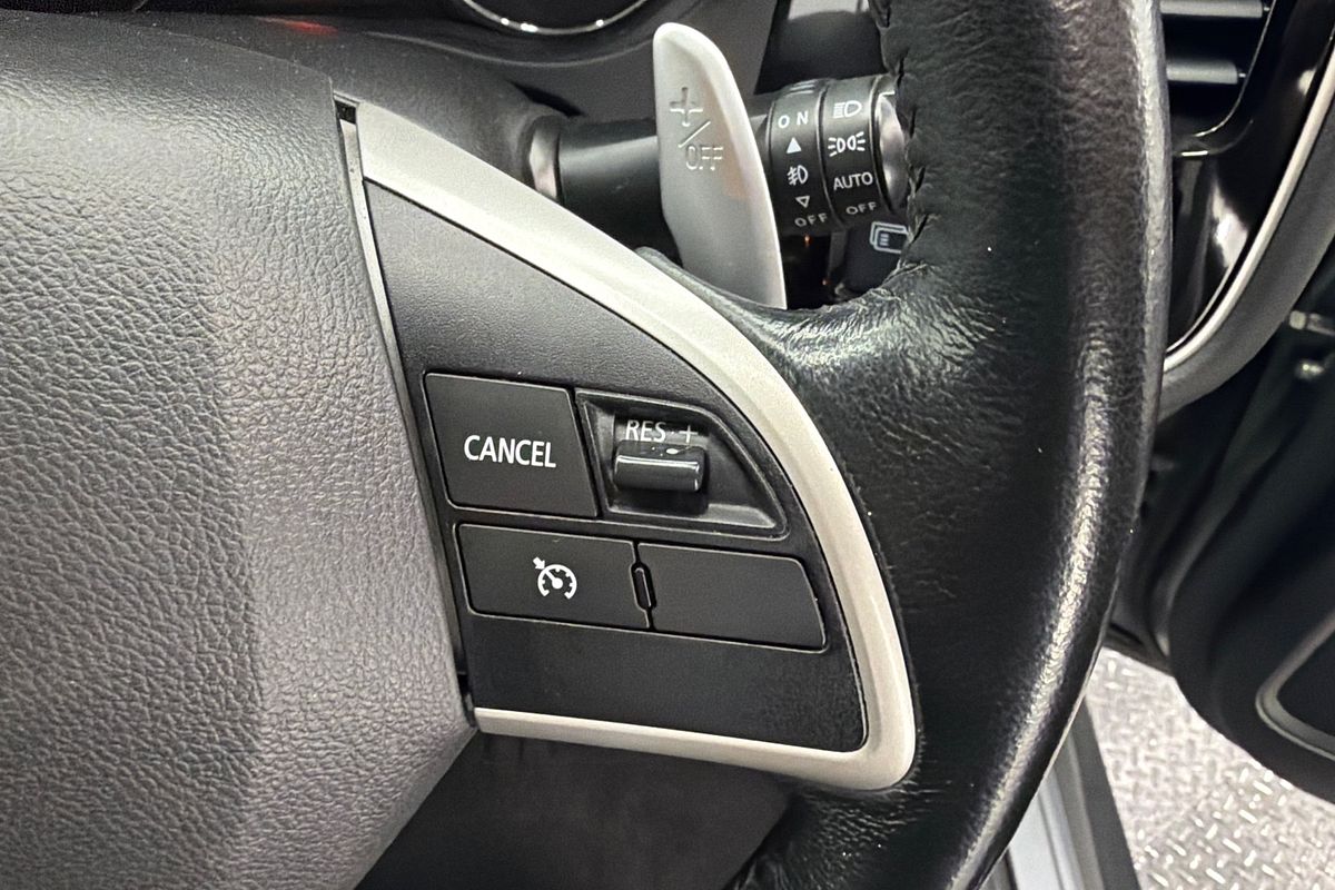 2013 Mitsubishi Outlander LS ZJ