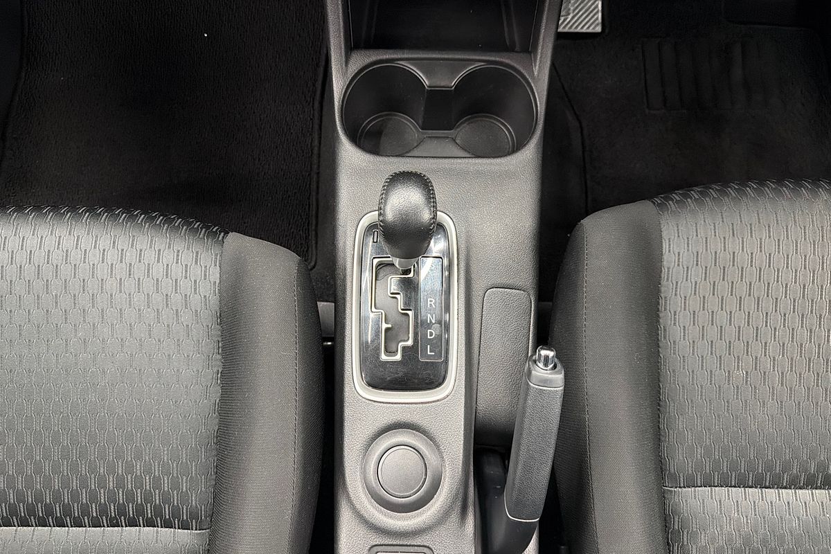 2013 Mitsubishi Outlander LS ZJ