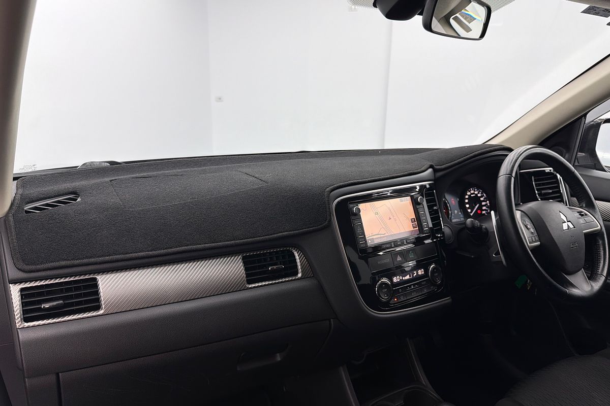 2013 Mitsubishi Outlander LS ZJ