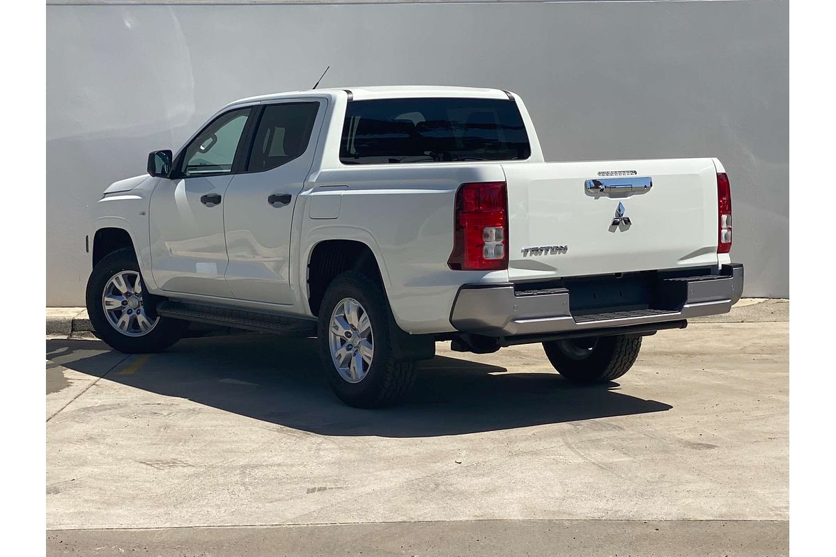 2025 Mitsubishi Triton GLX+ MV 4X4