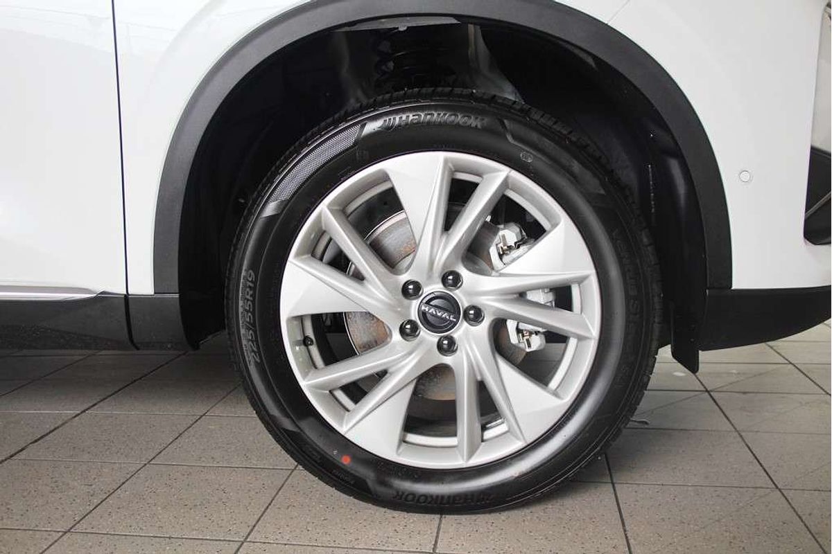 H6 Facelift Ultra Auto Hybrid 4X2