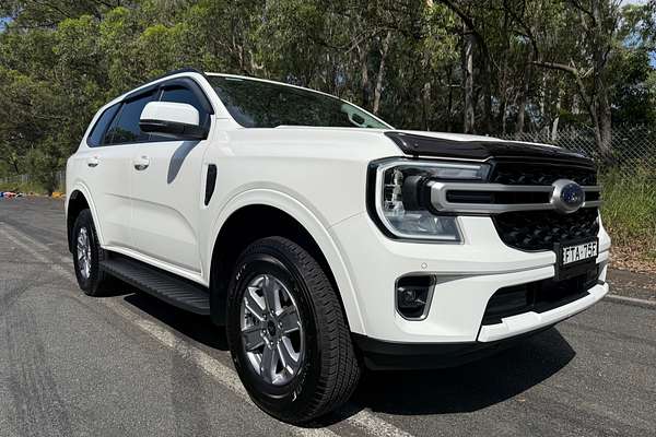 2025 Ford Everest Ambiente 2.0L