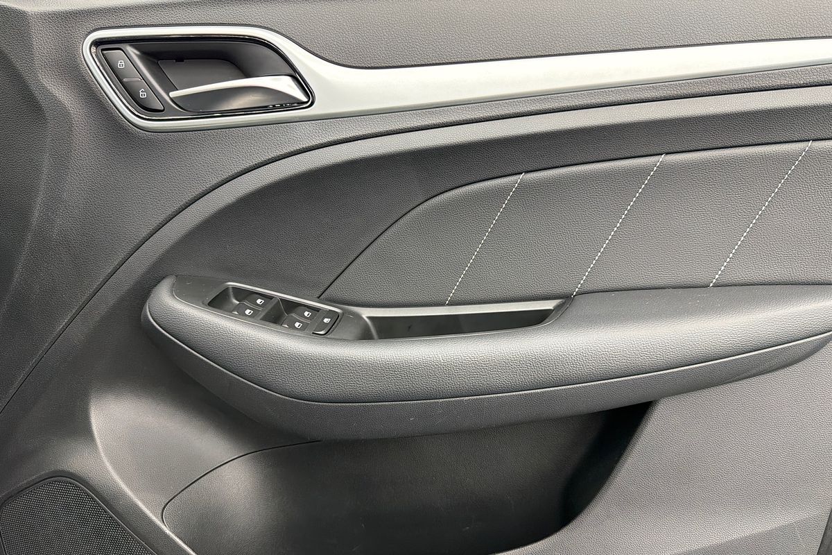 2023 MG ZS Excite AZS1