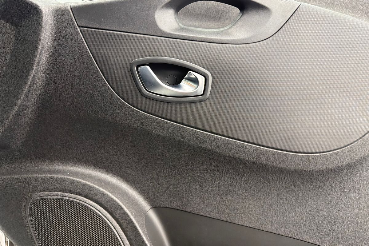 2021 Renault Trafic Premium 125kW X82 SWB Low Roof