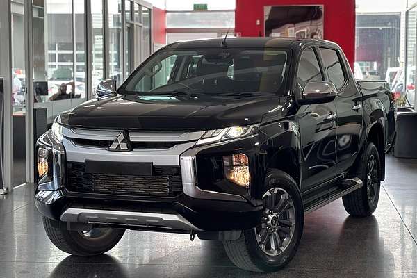 2022 Mitsubishi Triton GLS MR 4X4