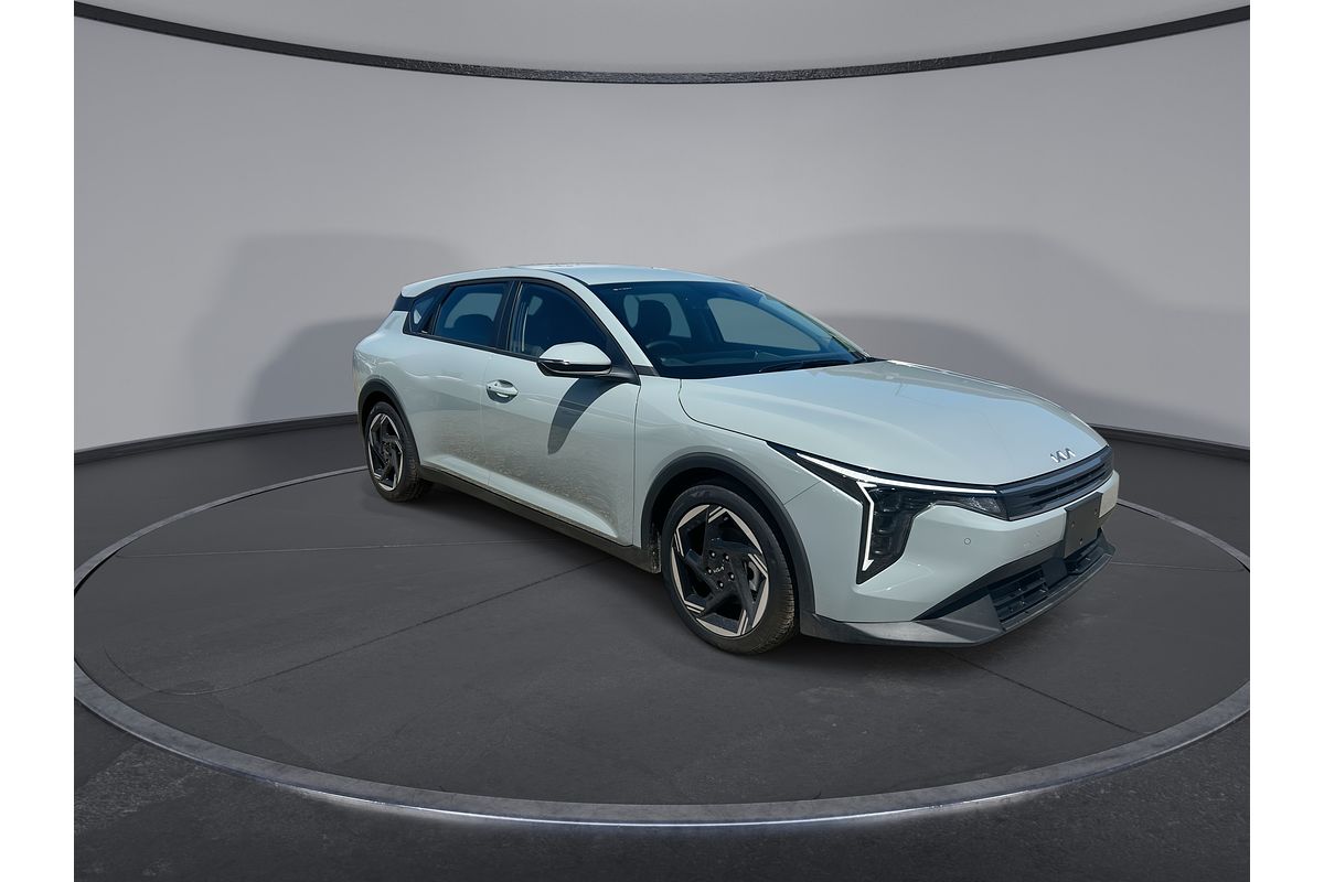 2025 Kia K4 Sport+ CL4m
