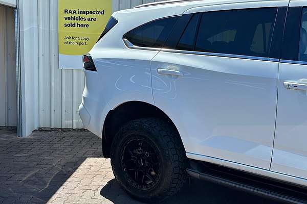 2023 Isuzu MU-X LS-T thumb-5