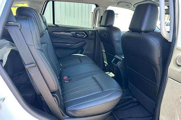 2023 Isuzu MU-X LS-T thumb-7