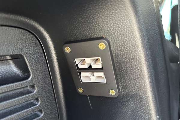 2023 Isuzu MU-X LS-T thumb-18