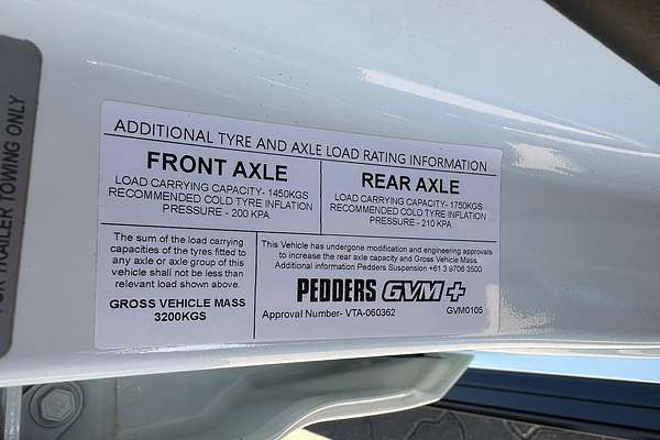 2023 Isuzu MU-X LS-T thumb-29