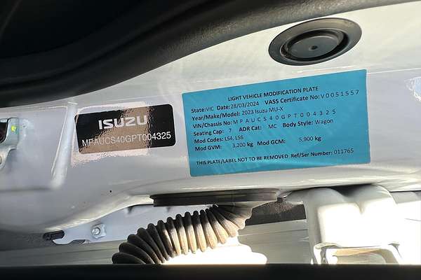 2023 Isuzu MU-X LS-T thumb-30