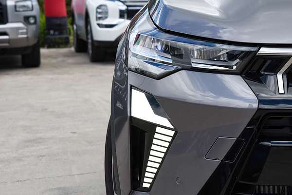 2025 Mitsubishi ASX Exceed XE thumb-1