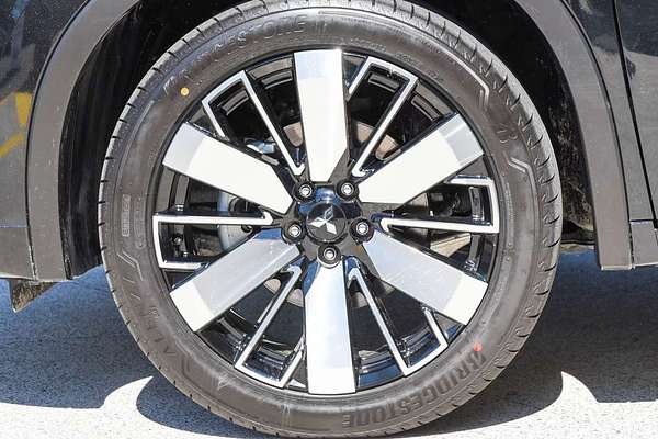 2025 Mitsubishi Outlander Exceed ZM thumb-3