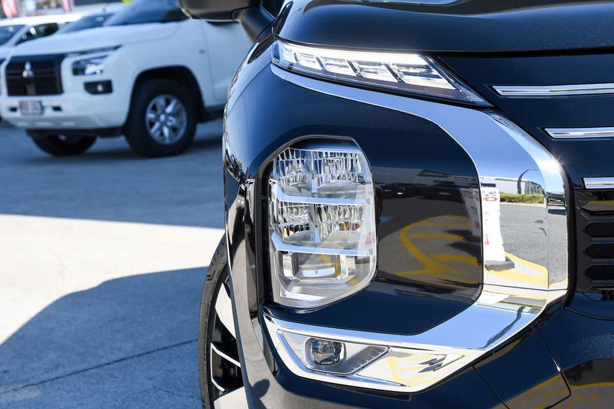 2025 Mitsubishi Outlander Exceed ZM