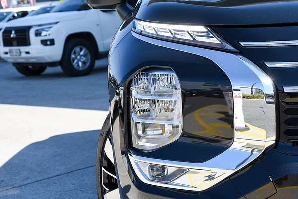 2025 Mitsubishi Outlander Exceed ZM thumb-1