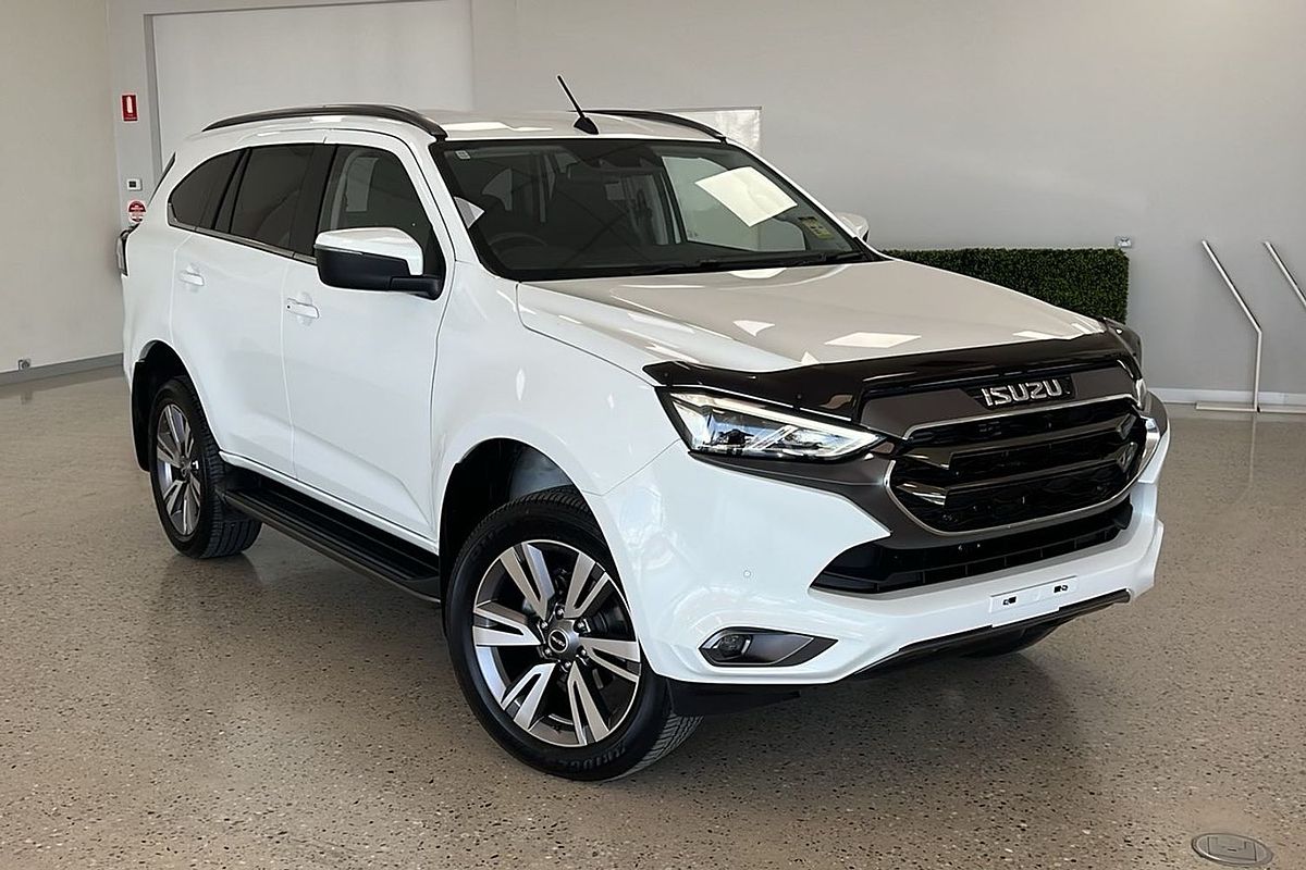 2024 Isuzu MU-X LS-T