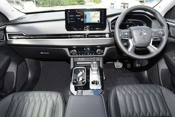 2025 Mitsubishi Outlander Exceed ZM thumb-15