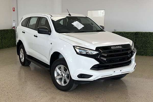 2023 Isuzu MU-X LS-M