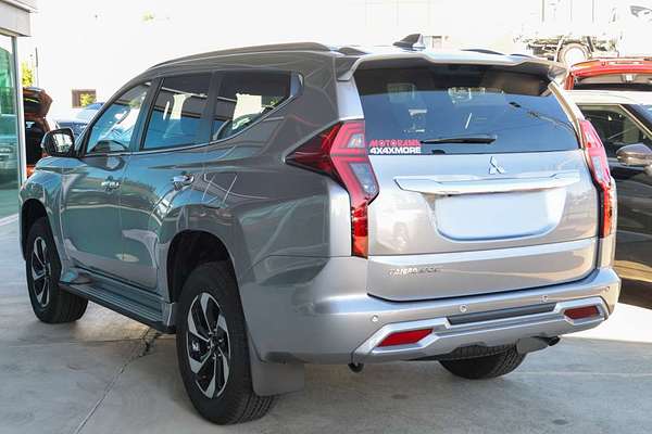 2024 Mitsubishi Pajero Sport GLS QG thumb-5