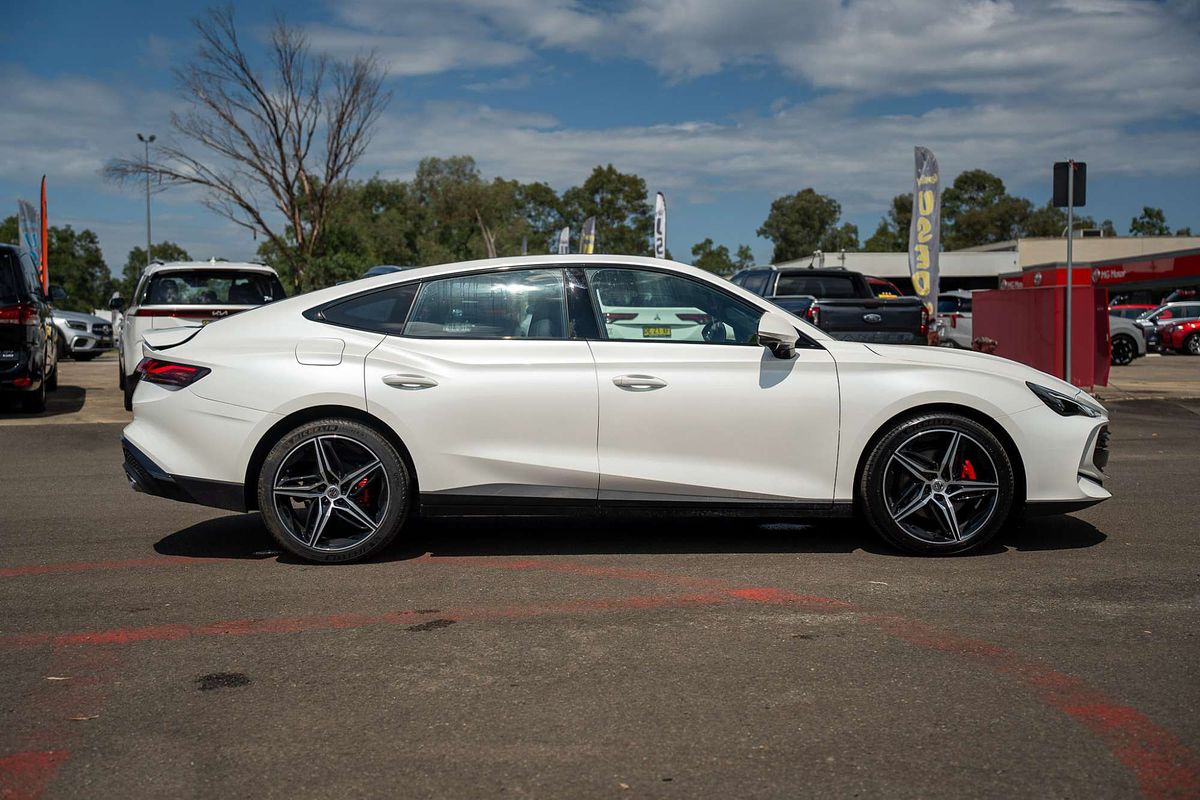 2025 MG MG7 Essence IP42