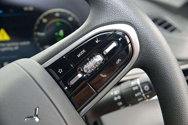 2026 Chery Tiggo 4 Hybrid Urban thumb-14