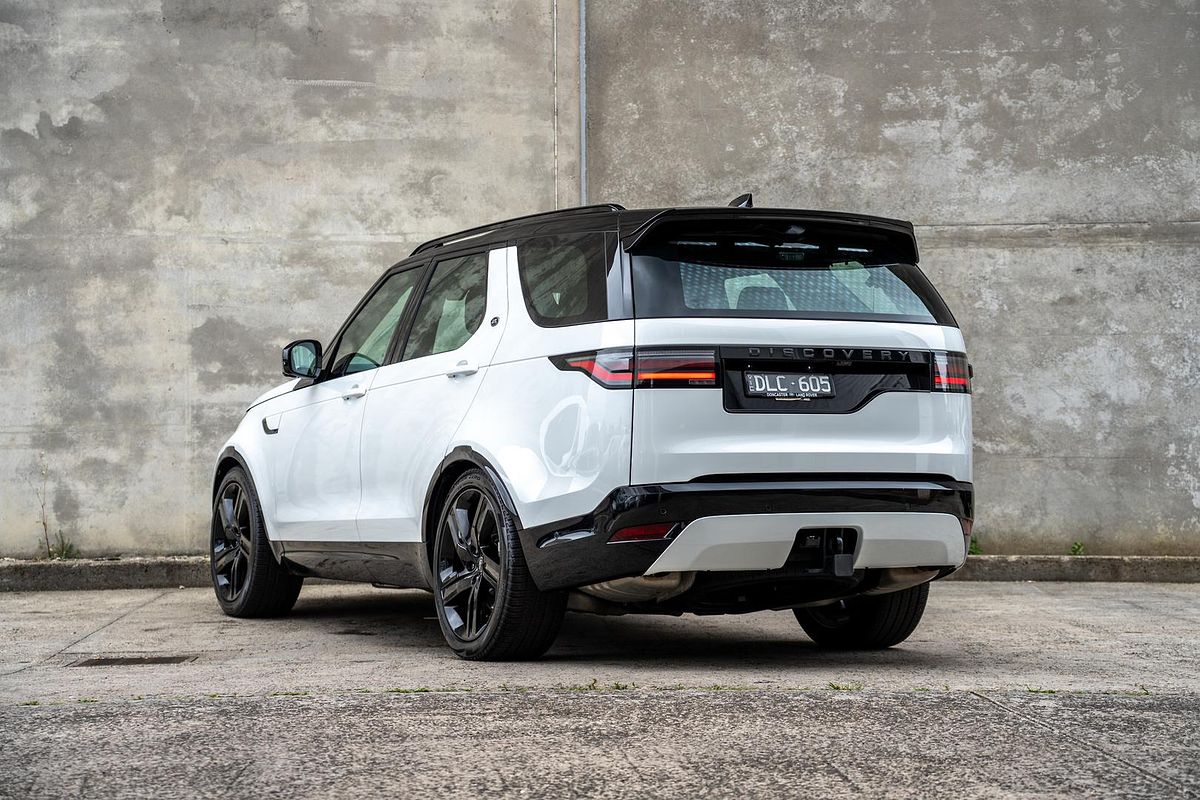 2024 Land Rover Discovery D300 Dynamic SE Series 5