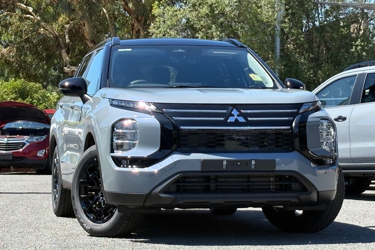 2026 Mitsubishi Outlander LS ZM