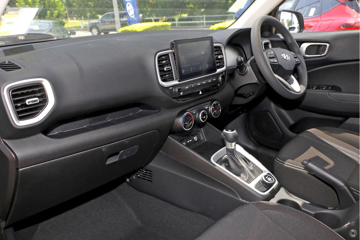 2026 Hyundai Venue QX.V5