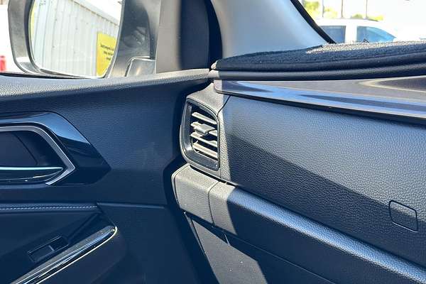 2023 Isuzu MU-X LS-T thumb-41