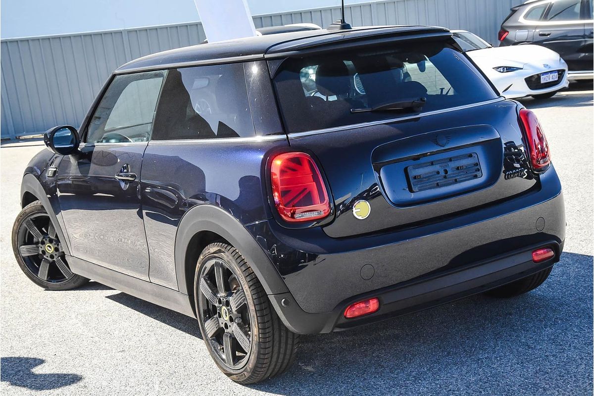 2022 MINI Hatch Cooper SE Classic F56 LCI-2