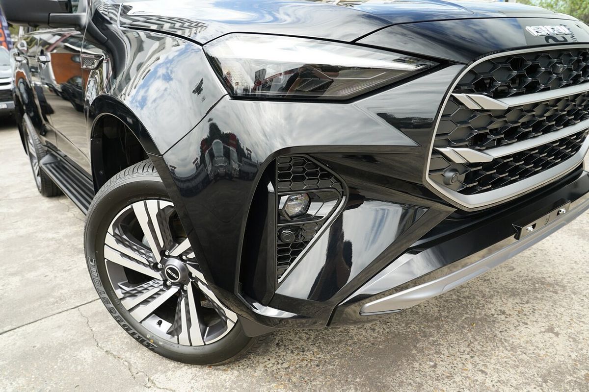 2025 Isuzu MU-X LS-T