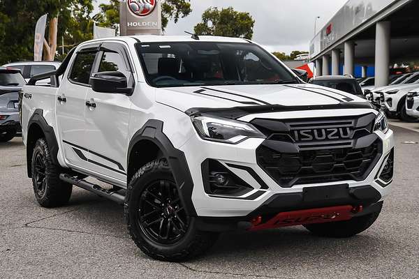 2025 Isuzu D-MAX BLADE 4X4