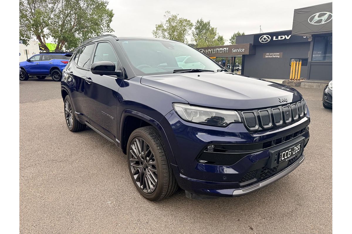 2022 Jeep Compass Limited M6