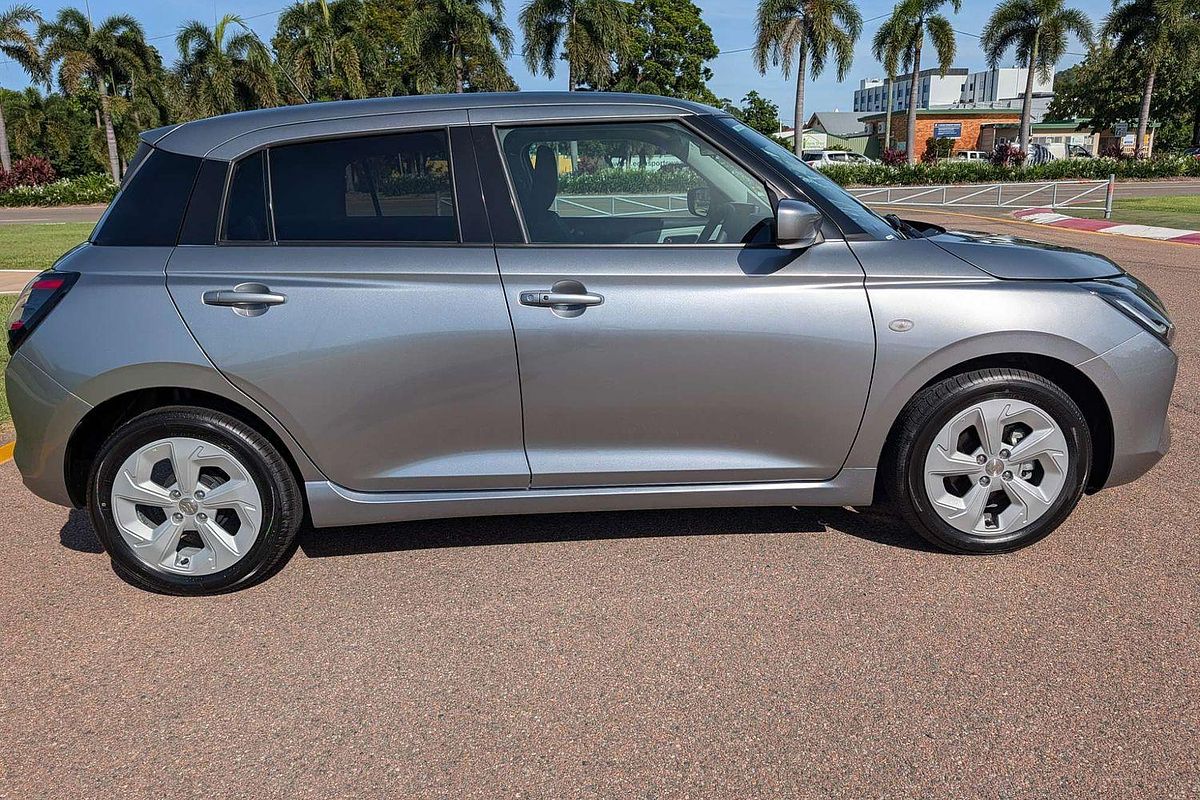 2025 Suzuki Swift Hybrid Plus UZ