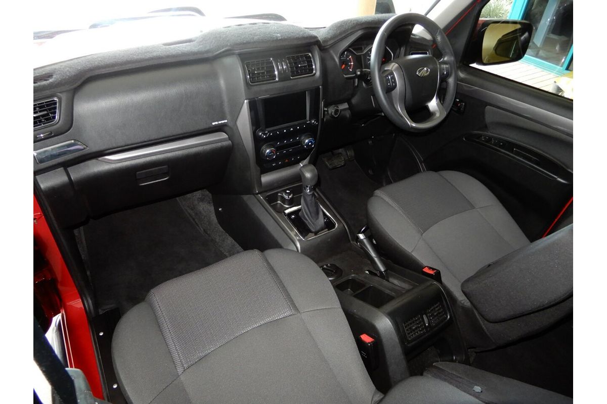 2023 Mahindra PIK-UP S11 4X4