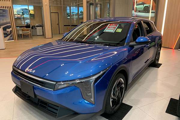 2025 Kia K4 Sport CL4m