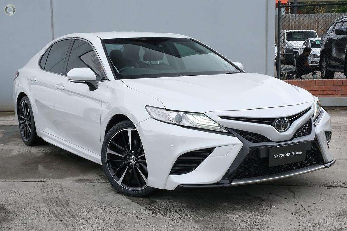 2018 Toyota Camry SX GSV70R